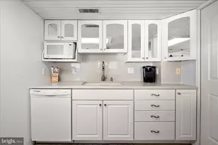 11500 Coastal Hwy, Ocean City, MD 21842 - Photo 25