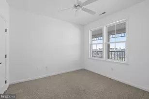 39 Fountain Dr W, Ocean City, MD 21842 - Photo 21