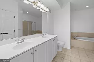 39 Fountain Dr W, Ocean City, MD 21842 - Photo 17