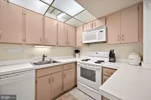 10900 Coastal Hwy, Ocean City, MD 21842 - Photo 13