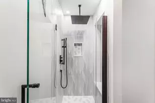 19 Fountain Dr W, Ocean City, MD 21842 - Photo 11