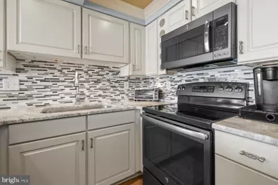 6109 Atlantic Avenue #404, Ocean City, MD 21842 - Photo 9
