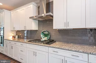 10214 Battle Colors Ln, Berlin, MD 21811 - Photo 23