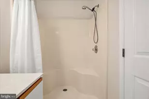 105 120th St, Ocean City, MD 21842 - Photo 25