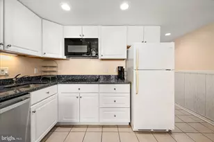 10900 Coastal Hwy, Ocean City, MD 21842 - Photo 17