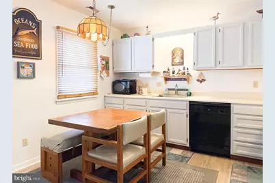 204 143rd Street #203, Ocean City, MD 21842 - Photo 3