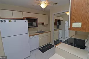 400 141st St, Ocean City, MD 21842 - Photo 23