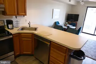 204 33rd St, Ocean City, MD 21842 - Photo 9