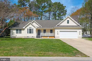 9405 Lake View Dr, Berlin, MD 21811 - Photo 3