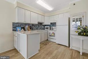 9402 Coastal Hwy, Ocean City, MD 21842 - Photo 17
