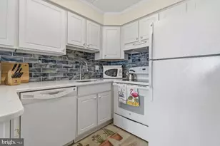 9402 Coastal Hwy, Ocean City, MD 21842 - Photo 19