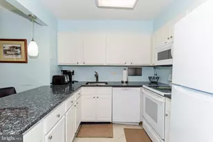 13110 Coastal Hwy, Ocean City, MD 21842 - Photo 23