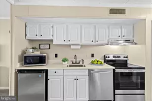 12305 Wight St, Ocean City, MD 21842 - Photo 15