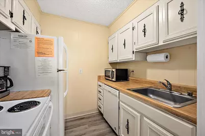 424 Lark Lane #E303, Ocean City, MD 21842 - Photo 9