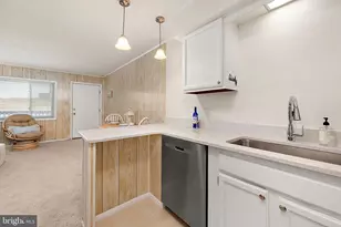 8 121st St, Ocean City, MD 21842 - Photo 19