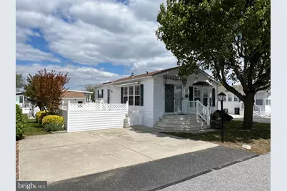 8830 Bay Ridge Dr Drive, Berlin, MD 21811 - Photo 1