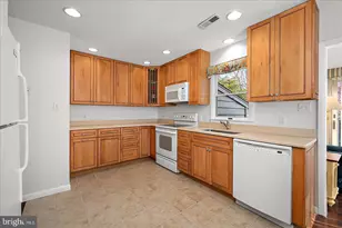 702 Kelly Rd, Ocean City, MD 21842 - Photo 11