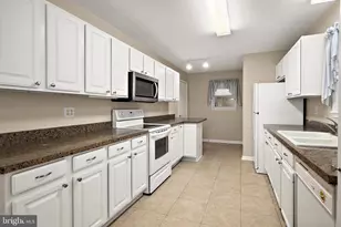1348 Ocean Pkwy, Berlin, MD 21811 - Photo 3