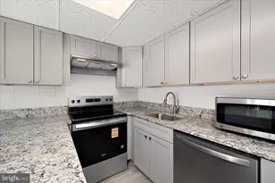 13 69th St, Ocean City, MD 21842 - Photo 15