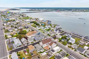 208 7th St, Ocean City, MD 21842 - Photo 87