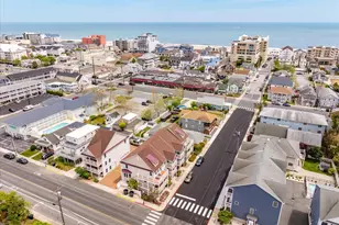 208 7th St, Ocean City, MD 21842 - Photo 85