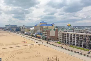 301 Atlantic Ave, Ocean City, MD 21842 - Photo 19
