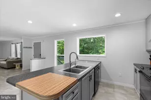 9249 Cropper Island Rd, Newark, MD 21841 - Photo 11