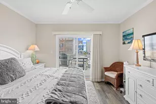 12101 Assawoman Dr, Ocean City, MD 21842 - Photo 25