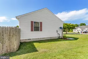 271 S Washington St, Snow Hill, MD 21863 - Photo 25