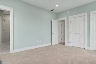 13214 Ocean Dr, Ocean City, MD 21842 - Photo 25