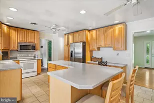 10541 Shady Dr, Berlin, MD 21811 - Photo 17
