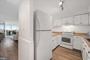 10300 Coastal Hwy, Ocean City, MD 21842 - Photo 11
