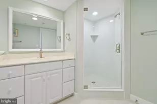 5901 Atlantic Ave, Ocean City, MD 21842 - Photo 23