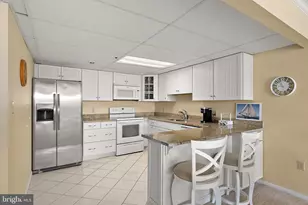 8105 Atlantic Ave, Ocean City, MD 21842 - Photo 15