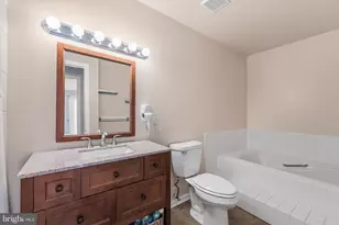 105 120th St, Ocean City, MD 21842 - Photo 27