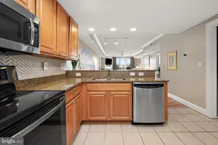 11900 Coastal Hwy, Ocean City, MD 21842 - Photo 15