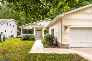 21 Castle Dr, Ocean Pines, MD 21811 - Photo 3