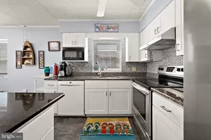 13304 Assawoman Dr, Ocean City, MD 21842 - Photo 9
