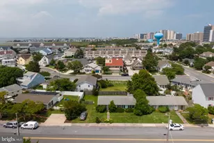 604 S South Pacific Ave, Ocean City, MD 21842 - Photo 3