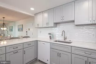 10700 Coastal Hwy, Ocean City, MD 21842 - Photo 9