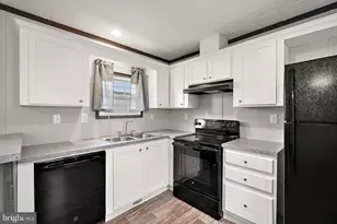 12346 Old Bridge Rd, Ocean City, MD 21842 - Photo 13