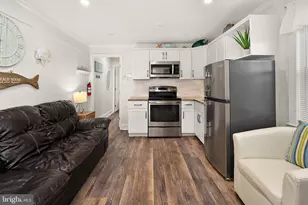210 4th St, Ocean City, MD 21842 - Photo 15