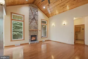 34 Harrington Way, Greensburg, PA 15601 - Photo 5