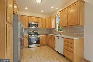 34 Harrington Way, Greensburg, PA 15601 - Photo 13