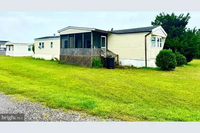 8272 Sea Bird Drive, Chincoteague Island, VA 23336 - Photo 19