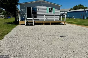 3273 Colona St, Chincoteague Island, VA 23336 - Photo 29