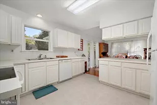 3896 Captains Corridor, Greenbackville, VA 23356 - Photo 17