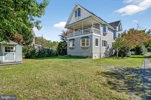 6045 Tarr St, Chincoteague Island, VA 23336 - Photo 3