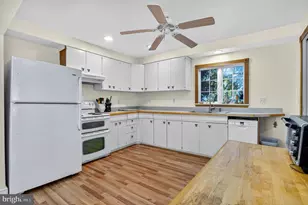 6045 Tarr St, Chincoteague Island, VA 23336 - Photo 13