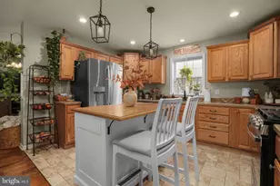 25326 Maryland Ave, Onley, VA 23418 - Photo 17